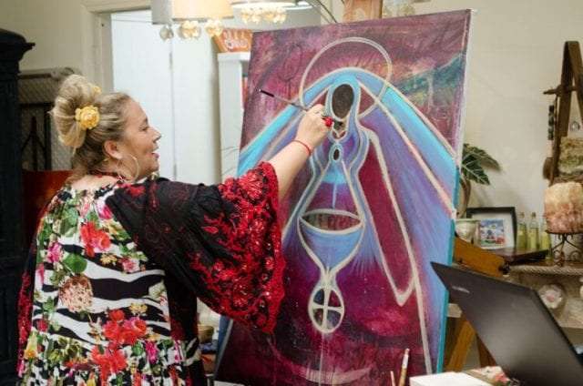 Shiloh Sophia Painting Photo